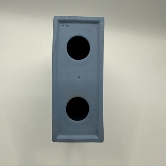 Wedgwood Blue Jasperware Desk Clock Stand With Out The Clock - Picture 4 of 7